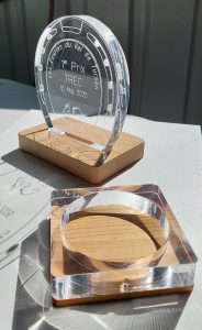 trophée dessous bouteille bois pmma sur-mesure